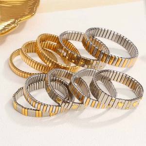 Vente chaude De Mode Populaire Bijoux En Acier Inoxydable Coeur Trèfle Charme Élastique Bracelet Bracelet - Product Image 6