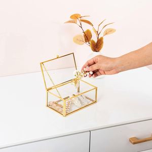 Caja de Joyería de Vidrio Dorado Moderna para Decoración del Hogar, Estuche Decorativo para Exhibición de Joyas con Estilo - Product Image 3
