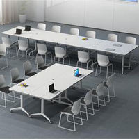 Meubles de classe universitaires modulaires modernes, table d'apprentissage combinée avec roulettes, design pliable et construction métallique