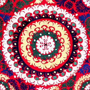 Suzani lanza - Product Image 1