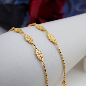 Pulseras de Cadena de Acero Inoxidable al por Mayor para Mujer, Pulseras y Brazaletes con Baño de Oro de 14k y 18k con Diseño de Hoja para Mujer - Product Image 4