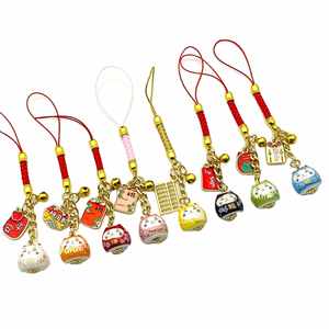 Llavero de Gato de la Suerte Japonés, Bonito Llavero de Cerámica con Diseño de Dibujos Animados Maneki Neko, Colgante para Teléfono, Amuleto de Feng Shui para la Suerte - Product Image 4