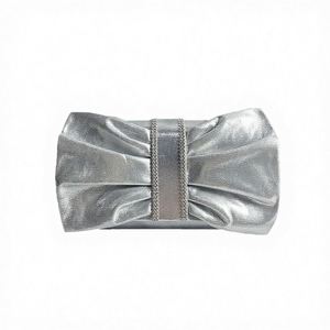 Sacs de soirée en bois faits à la main pour femmes, pochettes de soirée tendance en résine et bois, sacs à main indiens artisanaux en bois, vente en gros - Product Image 2