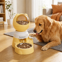 Distributeur automatique de nourriture moderne pour animaux de compagnie, grande capacité, type à pression, contrôle des portions, distributeur interactif de nourriture pour chiens et chats
