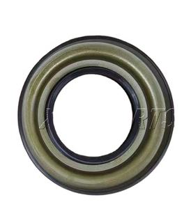 אטם שמן 6705847 7161187 עבור בובקט החלקה 645 653 742 743 751 753 763 S130 S150 S160 S175 S185 S205 S510 S530 S550 S570 - Product Image 1