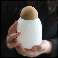 Bocaux à bougies vides en verre transparent légers de qualité supérieure pour la fabrication de bougies, bocaux à bougies de luxe uniques avec couvercles en liège en forme de boule sur le dessus
