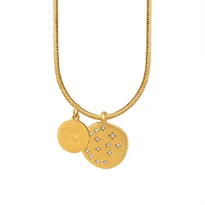 Elegante Collar con Colgante de Moda de Acero de Titanio con Baño de Oro de 18K, Grabado de Buena <span class=keywords><strong>Suerte</strong></span>, Etiqueta Redonda con Incrustaciones de Pequeños Circones en Forma de Luna - Product Image 1