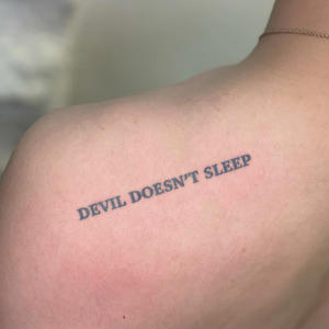 ศิลปะภาษาอังกฤษสักลายสักชั่วคราวสักกึ่งถาวรกันน้ำได้นาน2สัปดาห์รอยสักสมุนไพรเหมือนจริงสำหรับร่างกาย - Product Image 3