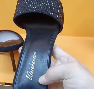 รองเท้าส้นสูงแฟชั่นใหม่ 6 ซม./9 ซม. ประดับเพชร รุ่น Talon Pour Femme สีดำ เซ็กซี่ สำหรับผู้หญิง - Product Image 5