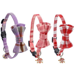 Nuevo Día de San Valentín Corazón Colgante Campana Arco Gato Collar - Product Image 5