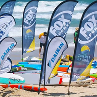 Drapeau de plage en polyester imprimé sur mesure, couleur personnalisée, forme goutte d'eau, avec mât en fibre de verre complet, bannière publicitaire promotionnelle