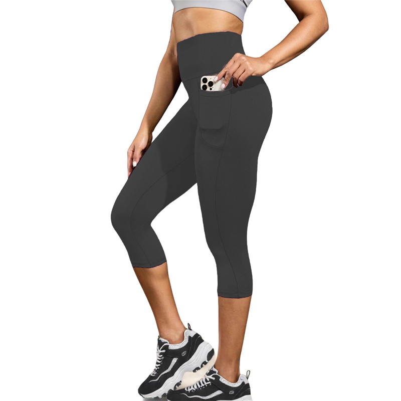 Buttery Soft Solid Capri Leggings with Pockets High Waisted Tummy Control Wrinkle-Resistant Workout Yoga Shorts for Women Black