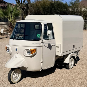 Camion <span class=keywords><strong>à</strong></span> bière mobile Piaggio Ape entièrement équipé, chariot <span class=keywords><strong>à</strong></span> nourriture <span class=keywords><strong>à</strong></span> 3 roues, tuk-tuk, bar mobile personnalisable pour les événements et la restauration - Product Image 1
