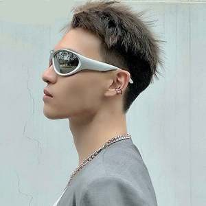 Gafas de Sol Deportivas Personalizadas con Logotipo 2025, Gafas de Ciclismo para Hombre, Estilo Y2K, UV400, Plateadas, Punk, para Mujer - Product Image 4