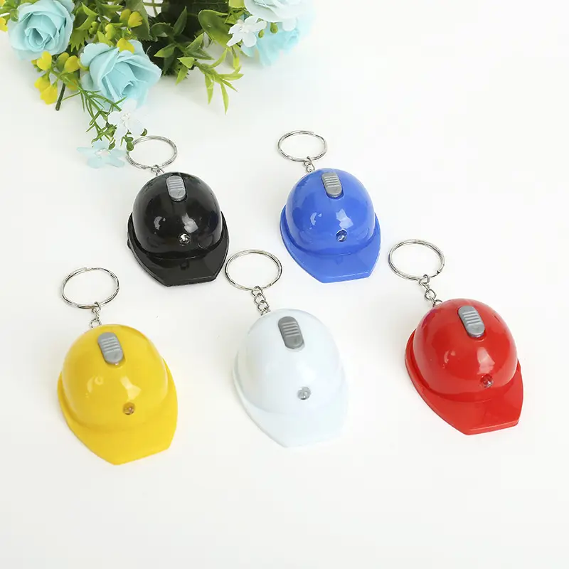 Quà tặng sáng tạo sáng LED Keychain an toàn Mũ bảo hiểm Keychain với ánh sáng mở chai LED móc chìa khóa mới mở bia biểu tượng tùy chỉnh