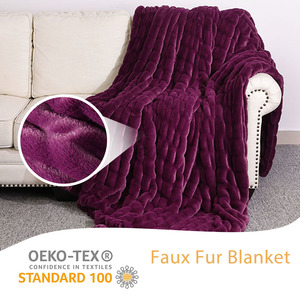 <span class=keywords><strong>Plaid</strong></span> en fausse fourrure tricotée de luxe à haute densité GSM, améliorant l'esthétique de la maison, pour adultes - Product Image 3