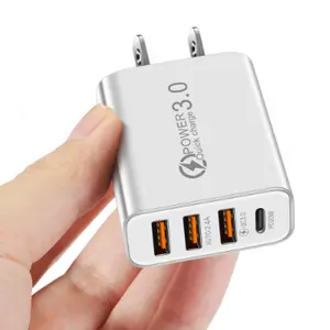 2024 สินค้าใหม่ 2A 3USB + PD Type-C เครื่องชาร์จมือถือ Multi-Interface Travel หัวชาร์จข้ามพรมแดนขายส่ง