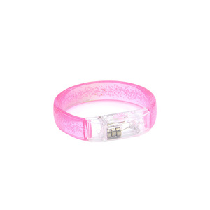 Bracelet lumineux transparent à sept couleurs LED pour accessoires de concert, de fête et de cheerleading - Product Image 3
