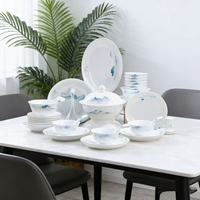 Jingdezhen 58-teiliges Weißes Jade-Ton Keramik-Geschirrset, Grünes Berglandschaftsmuster