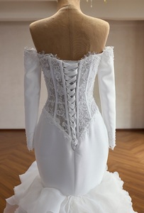 Robe de mariée sirène vintage Ocstrade <span class=keywords><strong>à</strong></span> épaules dénudées, manches longues, corset en dentelle, plissée en mousseline, volants évasés, longue traîne - Product Image 6