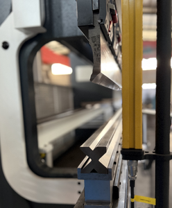 Máquina Plegadora de Chapa Metálica CNC Hidráulica Automática, Prensa Plegadora Estándar con Controlador DELEM de 53T para Fabricación de Chapa Metálica - Product Image 5