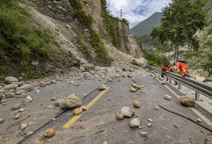Robot de recherche et de sauvetage en cas de tremblement de terre - Robot de secours télécommandé avec détection de vie - Product Image 4