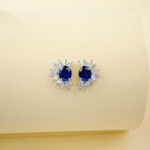 Pendientes de Plata 925 con Zafiro Azul Cultivado en Laboratorio, Accesorio de Moda de Lujo para Mujer - Product Image 5