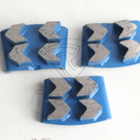 Disque abrasif double flèche EZ Change haute dureté OEM pour préparation de surfaces en béton et outil de décapage de revêtement époxy