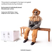 Décoration Animatronique d'Halloween : Effrayant Épouvantail en Paille de Jute avec Capteur Infrarouge, Assis sur un Banc
