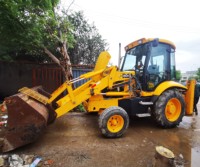 Mesin multifungsi penggunaan mesin Backhoe Loader Jcb 3cx mesin multifungsi 0,84m kapasitas Bucket pendamping