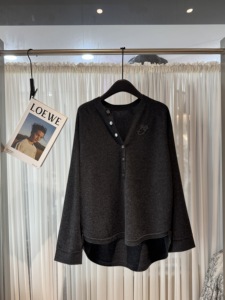 Phụ Nữ Của 100% Tinh Khiết Cashmere Động Vật Giản Dị In Áo Len Dệt Kim Hàng Đầu Mềm Lỏng Cong Đáy Dài V Thiết Kế Cổ Mùa Thu Mùa Đông - Product Image 4