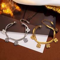 Gelang Baja Anti Karat Model Clover Dua Lapis