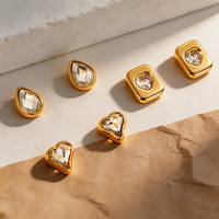 Boucles d'oreilles clous en acier inoxydable étanche plaqué or avec zircone en forme de cœur, carrées et en forme de goutte d'eau pour femme - Grande Vente