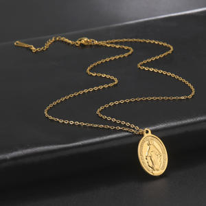 Collier avec pendentif médaille <span class=keywords><strong>de</strong></span> <span class=keywords><strong>la</strong></span> Vierge <span class=keywords><strong>de</strong></span> Guadalupe en acier inoxydable plaqué or 18 carats, bijoux chrétiens catholiques - Product Image 4