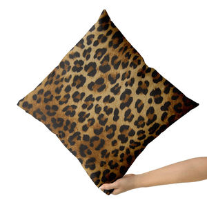 Housse de coussin léopard imprimé animal guépard housse de coussin douce décorative maison canapé canapé décor extérieur taie d'oreiller avant - Product Image 2