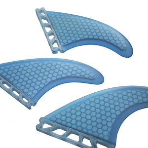 Aileron de planche de surf en fibre de verre, ensemble gauche, centre, droit, motif nid d'abeille bleu, ailerons de paddleboard - Product Image 2