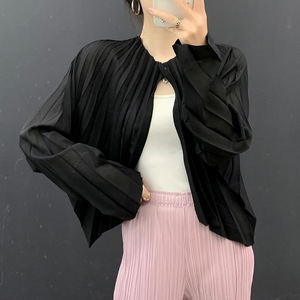 Blusa Casual Beige con Cuello Plisado a Mano, Nueva Moda Femenina Verano 2026, Top Versátil de Manga Larga, Ecológica y Antiarrugas - Product Image 1