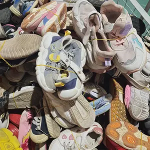 מפעל ישיר קוריאני ספק בתפזורת מעורב זכר נשים ילדים ילדי קיץ חורף גברים נשים ילדי משמש נעליים