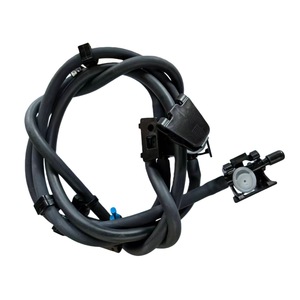 หัวฉีดน้ำล้างกระจกหน้ารถเมอร์เซเดส-เบนซ์ ซี-คลาส W206 รุ่น 2068601300 2068601200 แบบกลไก ทำจากพลาสติก พร้อมระบบทำความร้อน - Product Image 3