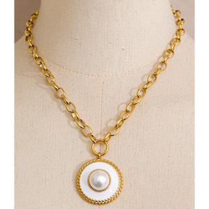 JINYOU 2956 - Juego de Joyería con Collar de Perlas Redondas con Diseño de Trigo, Cadena de Acero Inoxidable Chapada en Oro y Aretes Grandes - Product Image 3