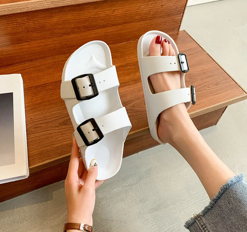 2022 stile coreano fondo spesso moda interna sandali All-Match sandali di lusso personalizzati ultimi giovani uomini e donne Design diapositive