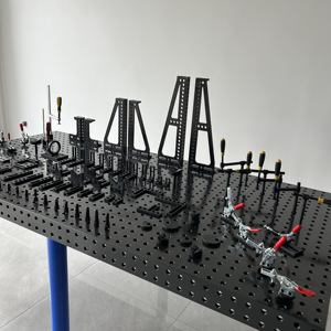 <span class=keywords><strong>Table</strong></span> <span class=keywords><strong>d</strong></span>'<span class=keywords><strong>assemblage</strong></span> de <span class=keywords><strong>soudage</strong></span> en acier 3D FlexibleQ355 ISO9001 Surface nitrurée noire certifiée CE D16 (50mm) / D28 Station de <span class=keywords><strong>soudage</strong></span> utilisée - Product Image 5
