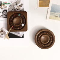 Kustom logo kayu Tampilan berdiri piring bangle pinus beech walnut bulat persegi bentuk bunga gelang kayu tampilan perhiasan nampan