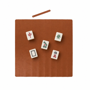 Tappetino Moderno Personalizzato in Similpelle Vegana Effetto Oro Blu Navy American <span class=keywords><strong>Lilly</strong></span> Mahjong, Similpelle Finta, di Sunday Mahjong - Product Image 2