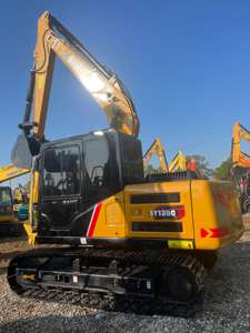 Excavadora de cadenas Sany SY135C usada, casi nueva, de servicio medio para construcción, con funcionamiento suave, en venta. - Product Image 4