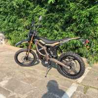 Heißes Gonped 2026 Surron Ultra Bee 24,5kW Elektro-Dirtbike 74V 60Ah Offroad-Elektromotorrad Multi-Modus Erwachsenen E-Bike Racing