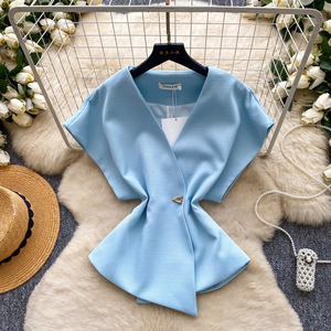 Camicette Estive Eleganti a <span class=keywords><strong>Maniche</strong></span> <span class=keywords><strong>Corte</strong></span> con Scollo a V per Donne, Camicie Tinta Unita, Top Eleganti da Donna, Abbigliamento Femminile all'Ingrosso - Product Image 2