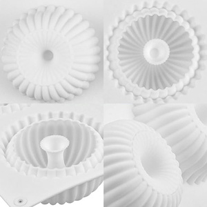Molde de Silicona Antiadherente de 6 Cavidades para Pastel Bundt, Grado Alimenticio, para Hornear Mousse, Chocolate y Postres en Horno - Product Image 5