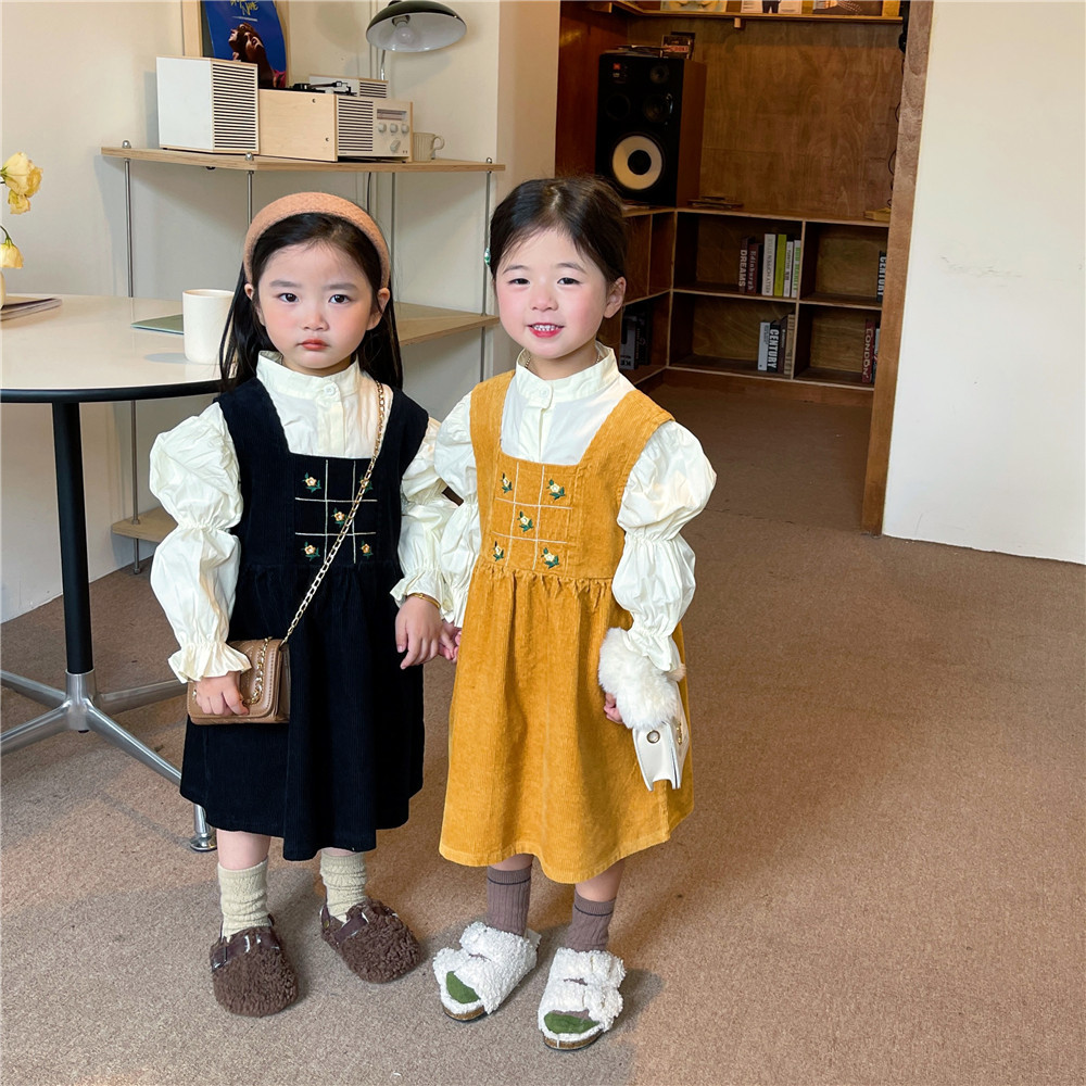 2022 autumn Korean design little baby girls overall dresses toddler kids corduroy black yellow overalls clothing Pc2353045