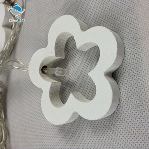 Guirlande lumineuse de décoration en forme de fleur en bois de charge de batterie de conception européenne - Product Image 3